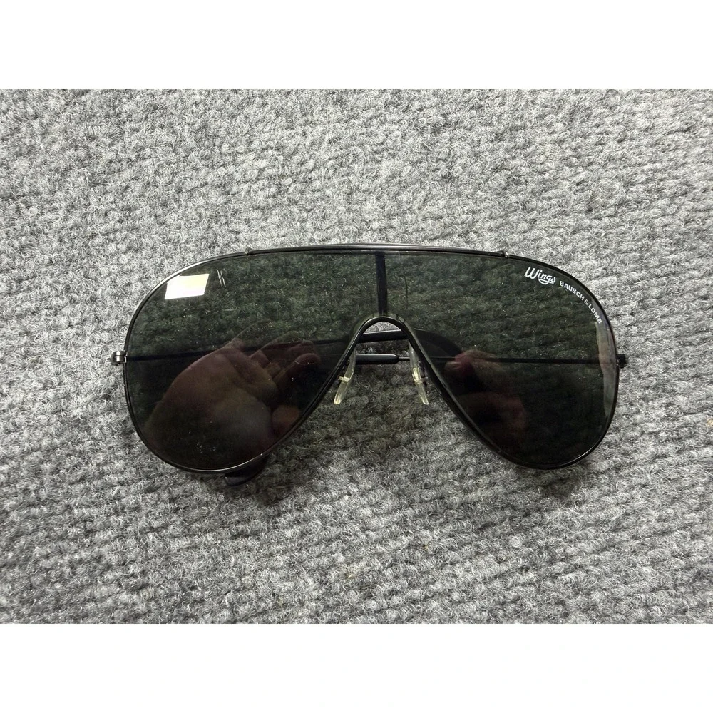 Vintage Ray Ban Bausch & Lomb Wings Sunglasses Mens Brow Bar B&L Case Paperwork